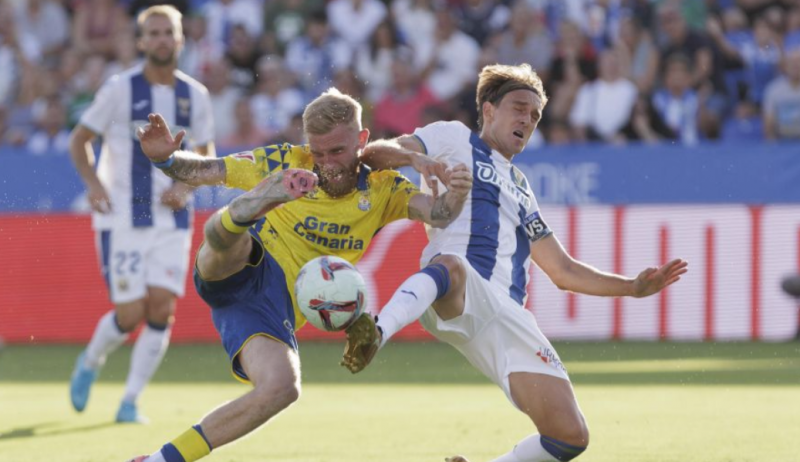 2-1: La UD desaparece media hora y lo paga caro