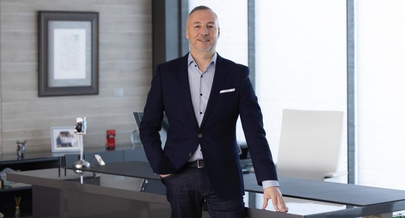 "Mika Mármol no va a salir y vendrán posiblemente dos delanteros y otro jugador"