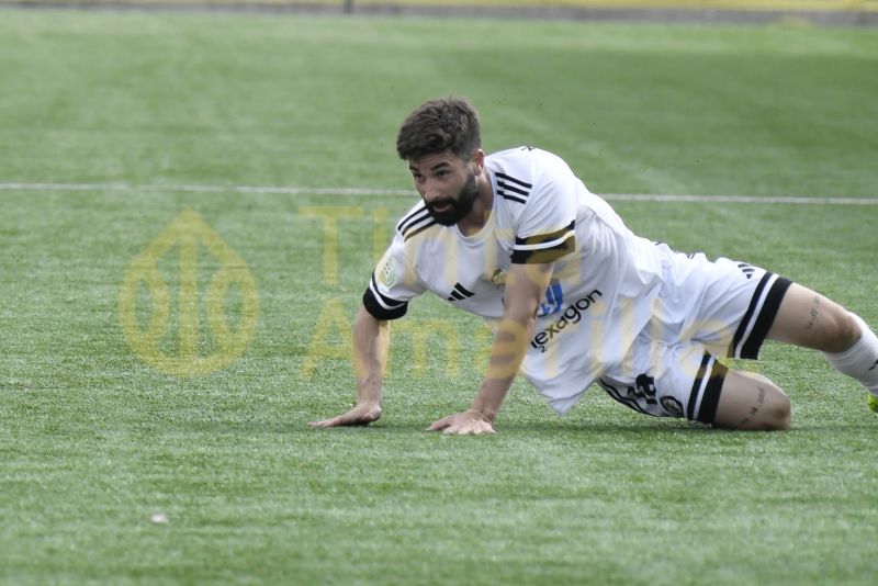 El regreso al fútbol canario del inventor atalayero Néstor Gordillo