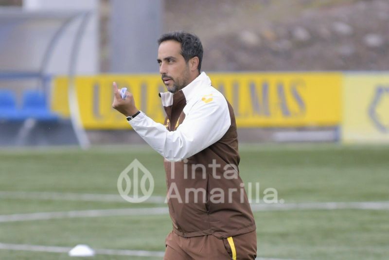 Raúl Martín considera que el último marcador no eclipsa el buen andar de Las Palmas Atlético