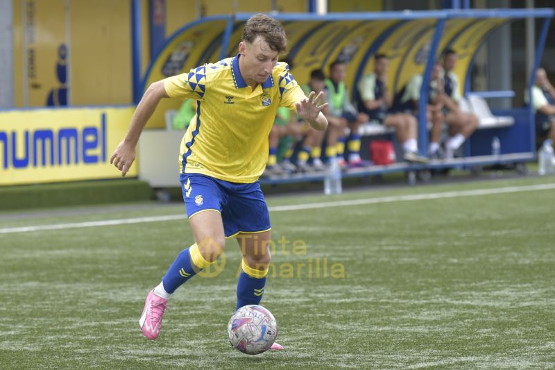 1-1: Las Palmas C empata en Teror con un gol de Hiromi