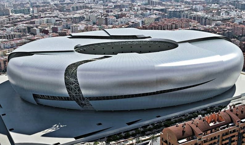 El Valencia protesta y pide a la RFEF que los 11 estadios no sean los definitivos
