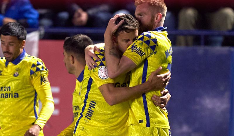 1-2: McBurnie sacia sus ganas de gol y sella el billete copero