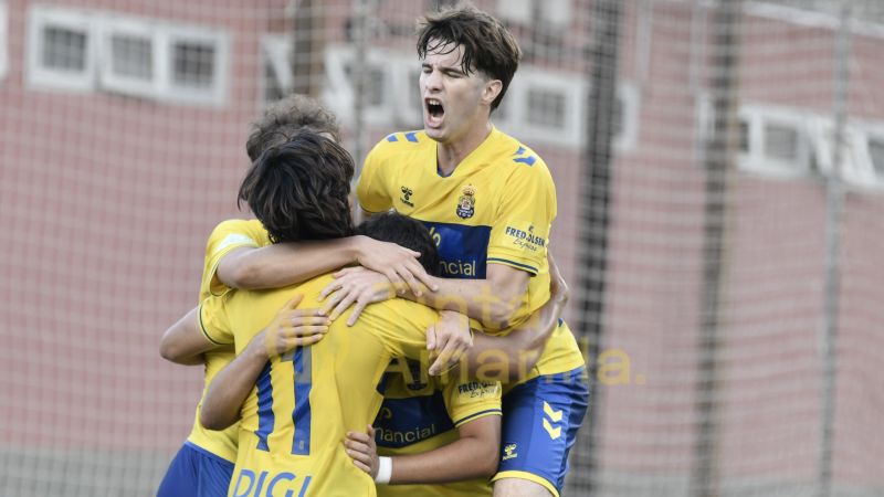 Las Palmas C reparte puntos en su visita al Estrella (1-1)