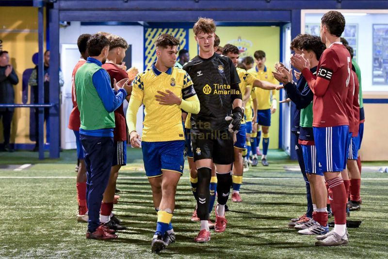 5-1: Pasillo para Las Palmas C y goleada en el Anexo