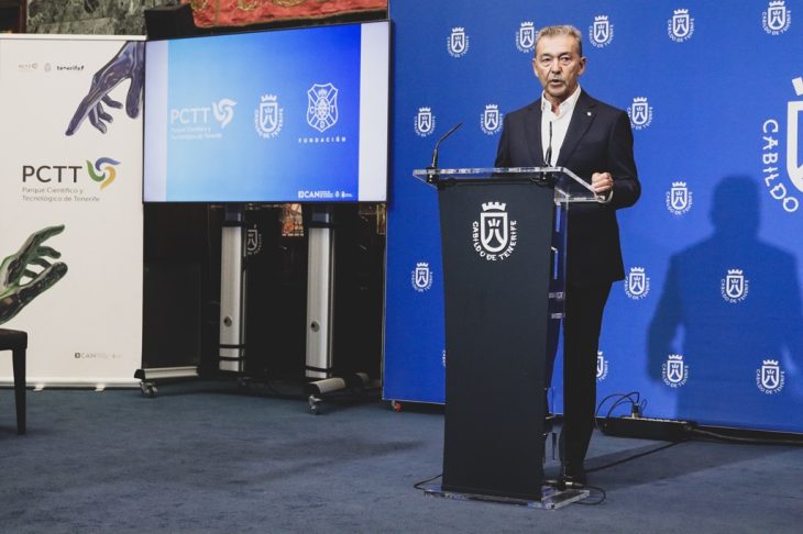 Paulino Rivero desea que reine la paz en el Tenerife