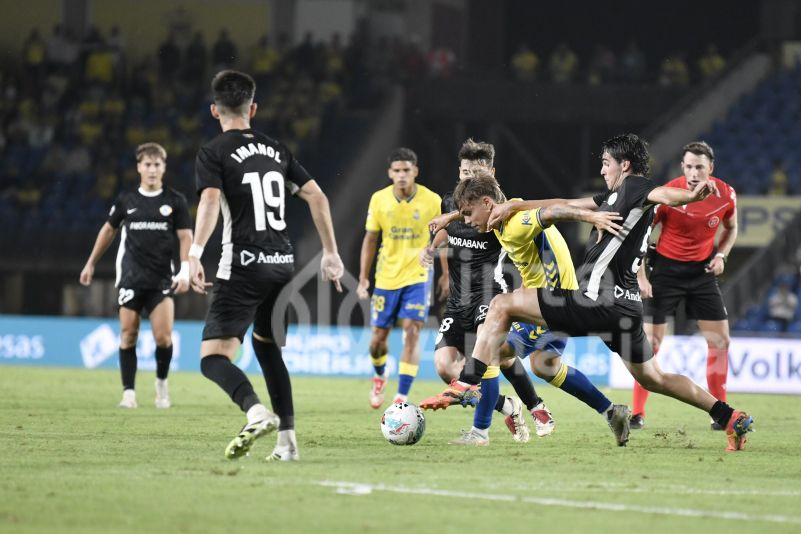 Recoba afirma que Jeremía solo piensa en triunfar en Las Palmas