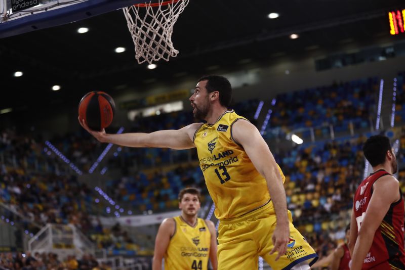 Pelos renueva en el Granca con un 1+1