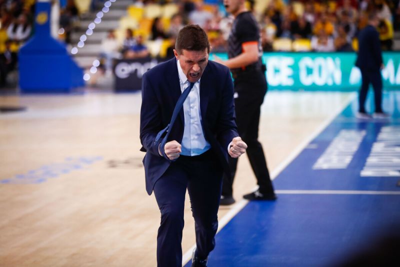 "El esfuerzo que hacen nuestros jugadores es a veces inhumano"