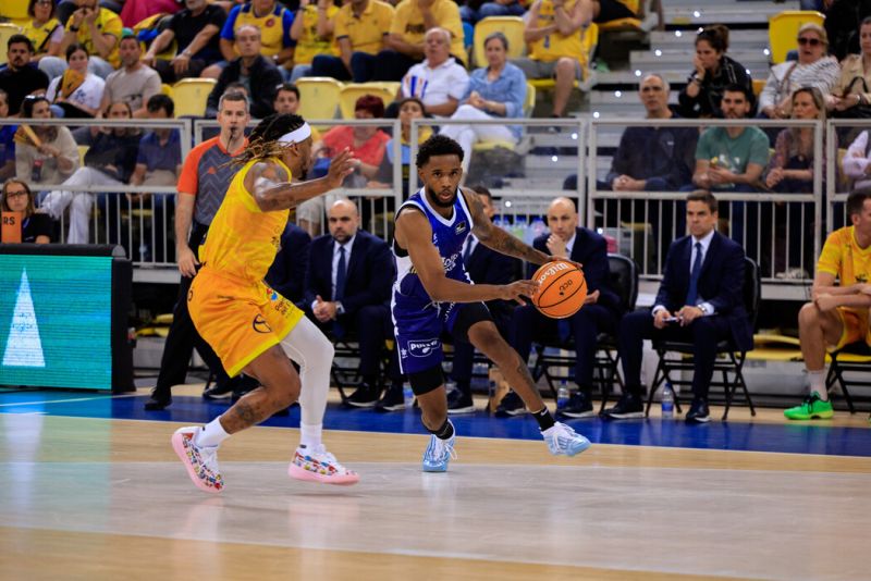 92-104: Montero desoye los pitos y sella el final de Liga del Gran Canaria