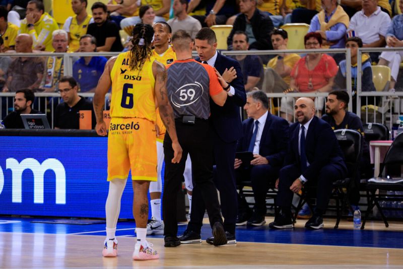 Lakovic y Martínez reparten elogios a sus equipos rivales