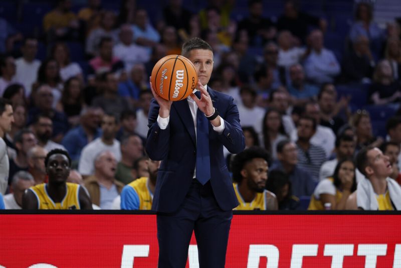 Lakovic activa la 'alerta máxima' antes de visitar al Benfica