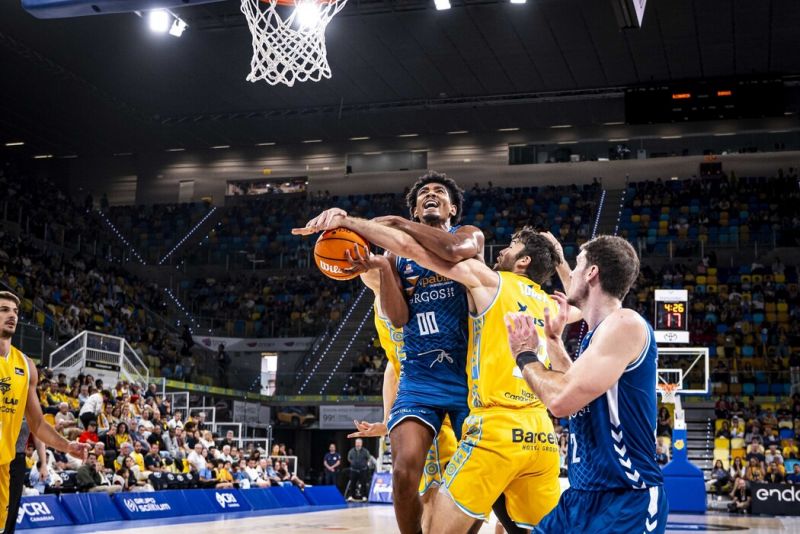 95-109: Un frágil Granca tortura a sus seguidores y al técnico Lakovic 