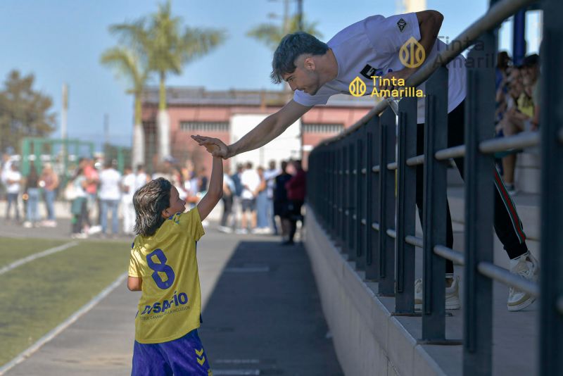 Xabi se queda con Asencio, Mikel Mesa, Alex Peraza, Galindo, Dani Güiza, ...