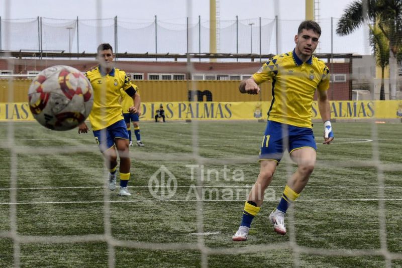 5-1: Goleada de la UD y lesión de Sergio Ruiz