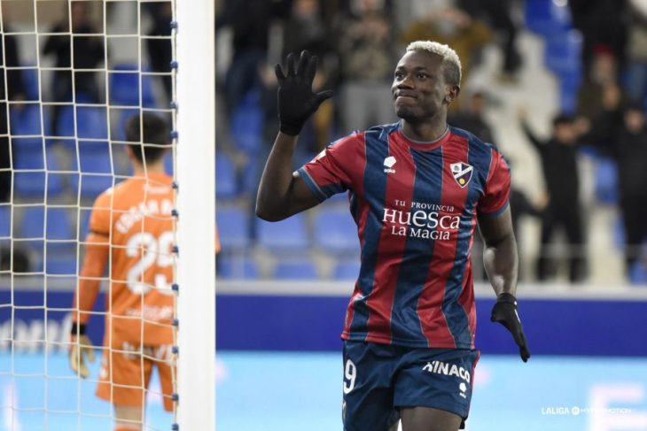 1-0: El Huesca también penaliza al Tenerife