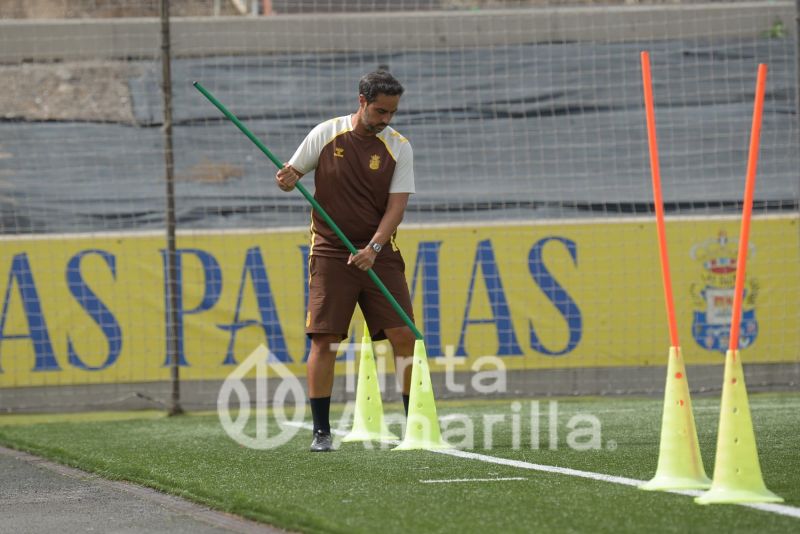Fotos: El filial se prepara para recibir a un rival con portería intacta