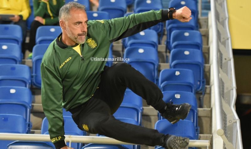 Ángel Rodríguez vuelve a los banquillos en Soria