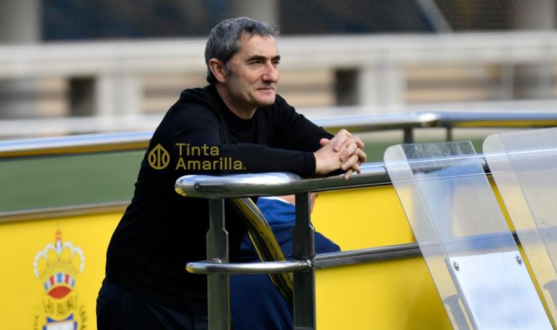 Valverde advierte a sus jugadores para no caer en las redes de la UD