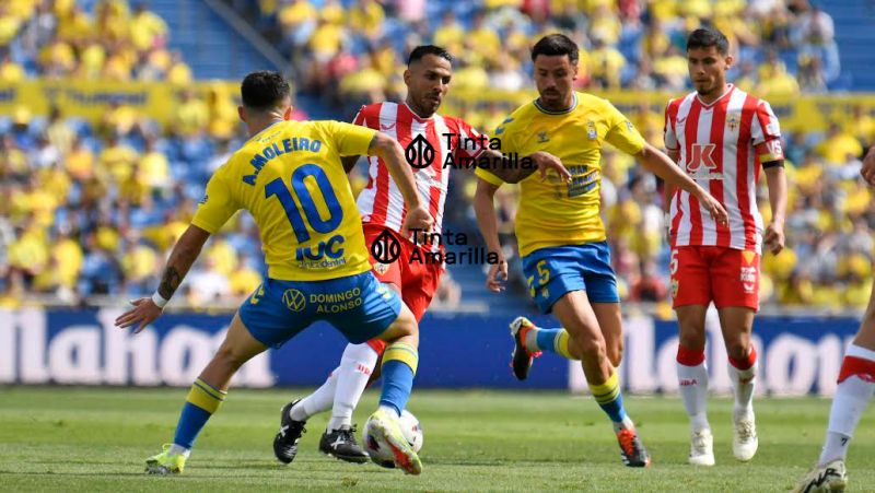 El único escudo con el que Viera se cruzó ante la UD