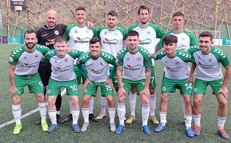 El Villa escapa del último incendio de la liga regular