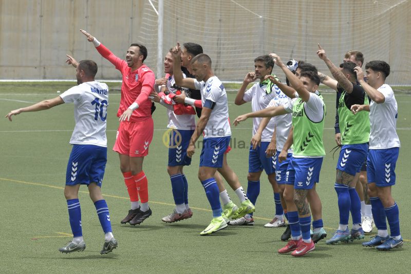 Fotos: La alegría y el triunfo del Tamaraceite en el Juan Guedes