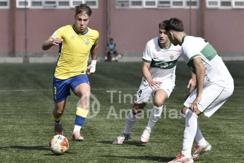 1-2: Las Palmas Atlético paga caro sus errores defensivos