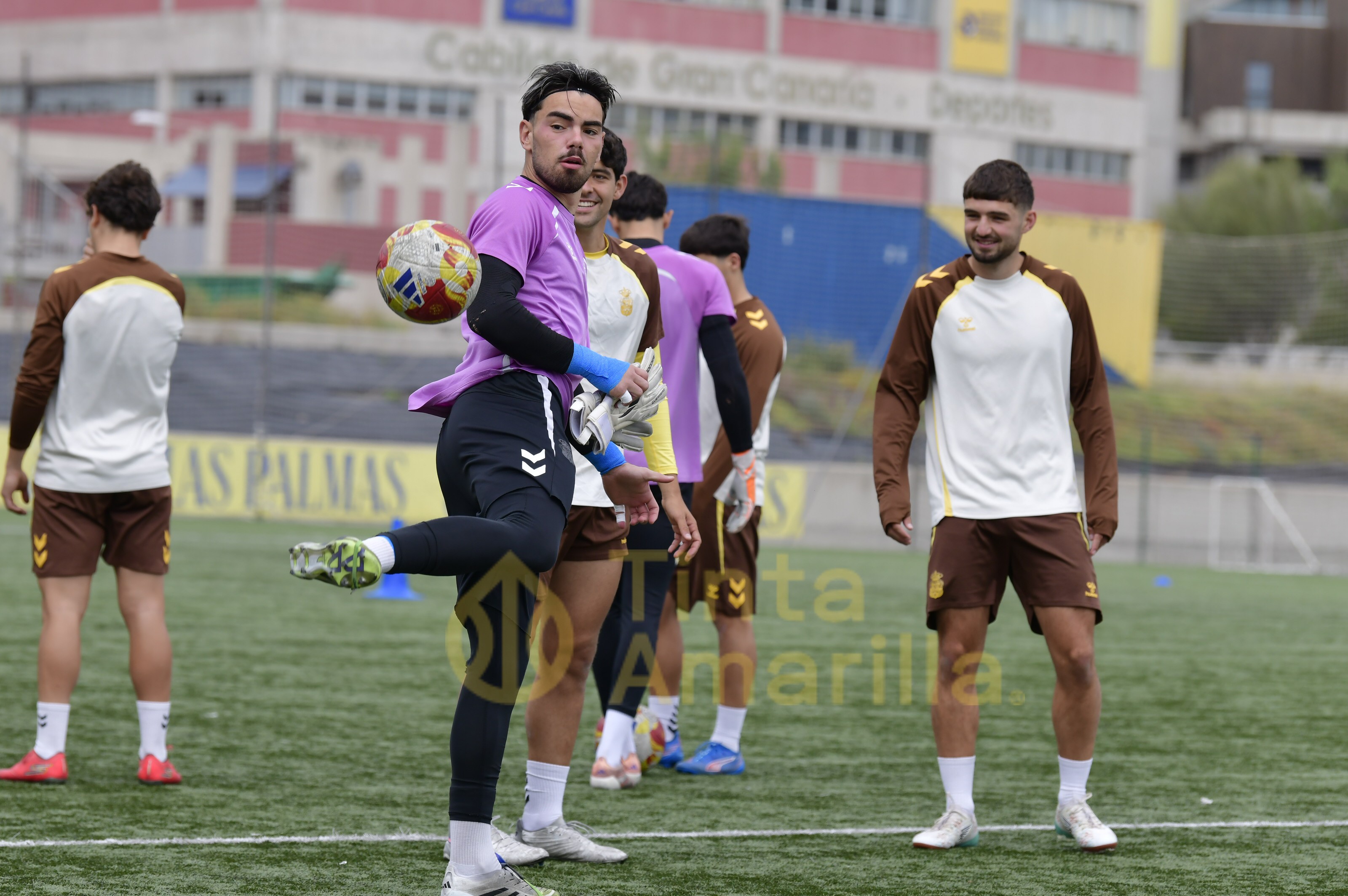 Fotos: El filial de la UD, centrado en el Getafe B