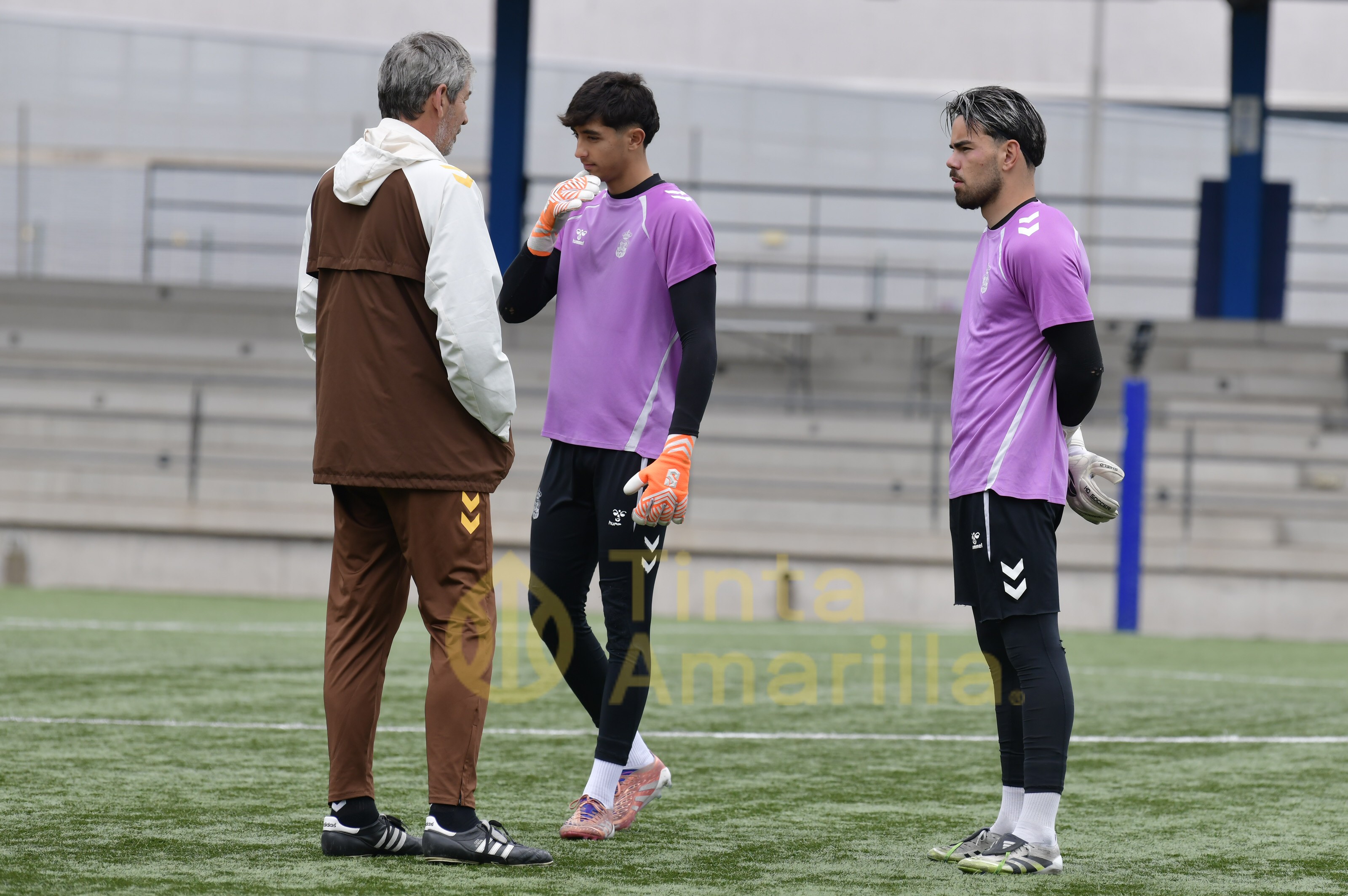Fotos: El filial de la UD, centrado en el Getafe B