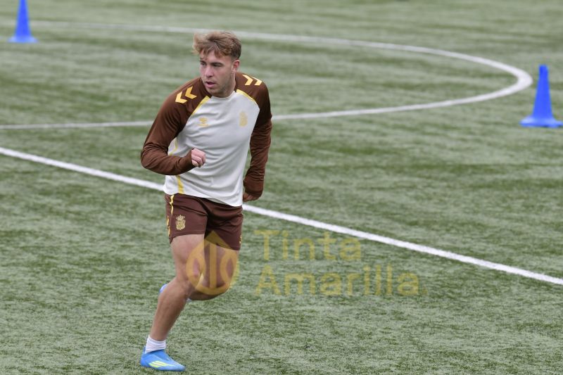 Fotos: El filial de la UD, centrado en el Getafe B