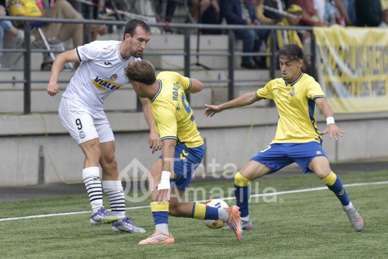 1-1: El Conquense frena al filial en la última curva del Anexo