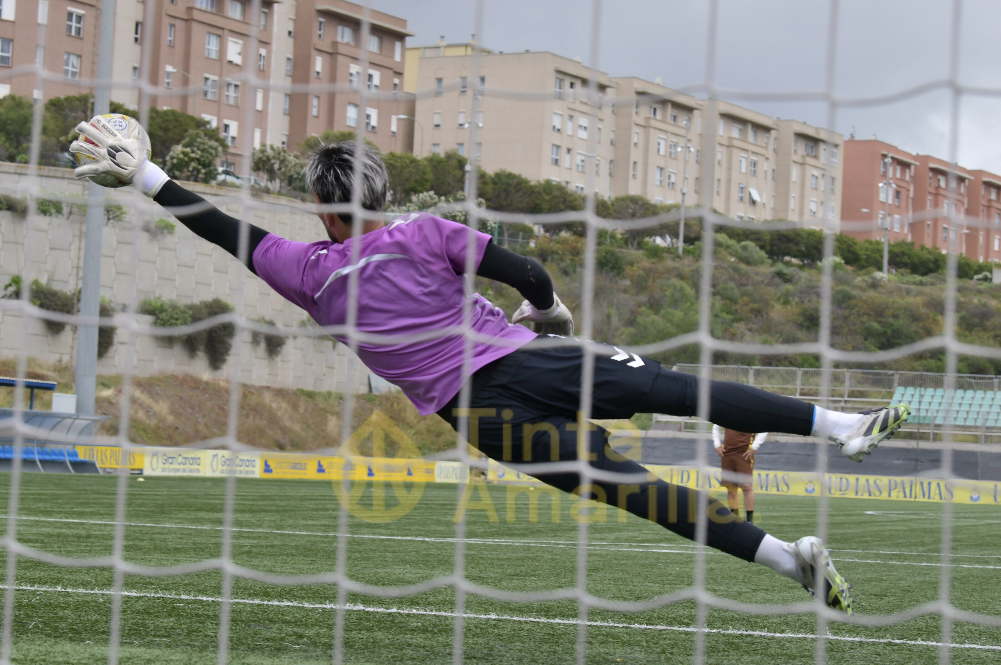 Fotos: El filial de la UD, centrado en el Getafe B