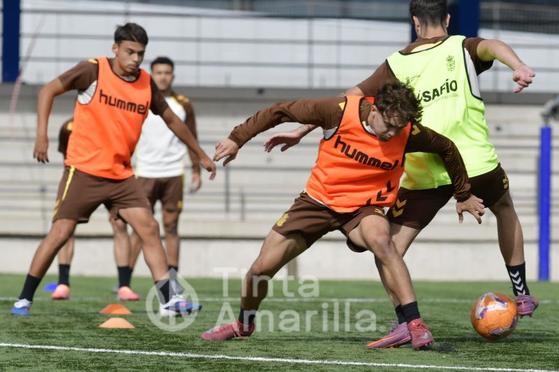 Fotos: Las Palmas C sigue su ruta en Telde