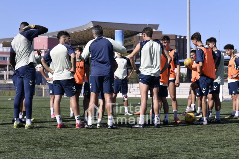 Fotos: Las Palmas C pone rumbo a Valleseco
