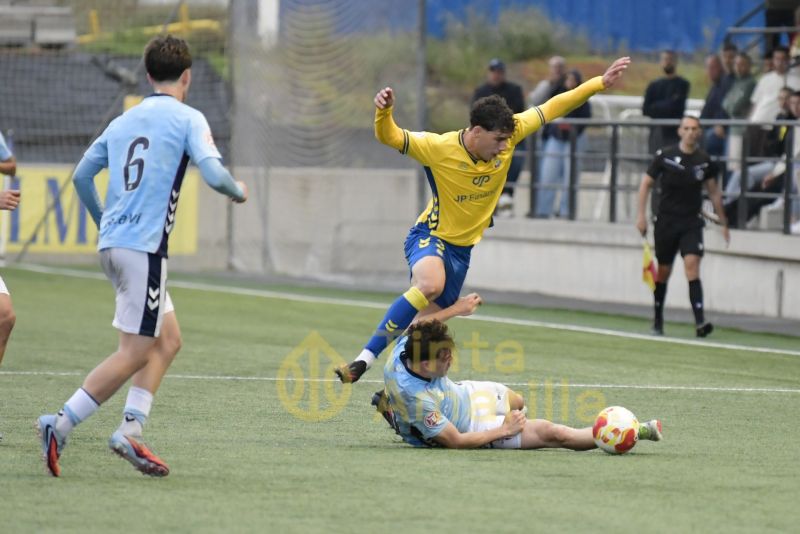 1-0: Rafa Cruz abre el camino y Valentín bate al Celta