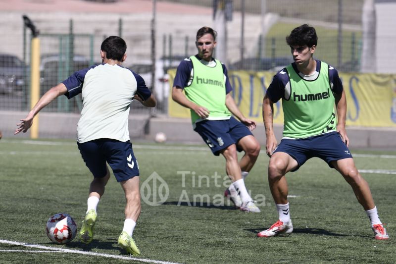 Fotos: Las Palmas Atlético visita al tercer clasificado
