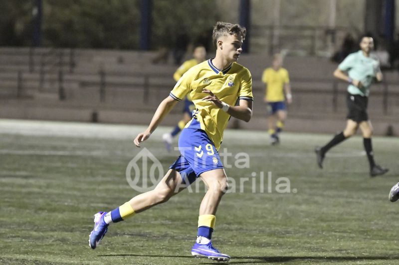 1-1: Las Palmas C sella la primera vuelta con un punto más ... y gracias