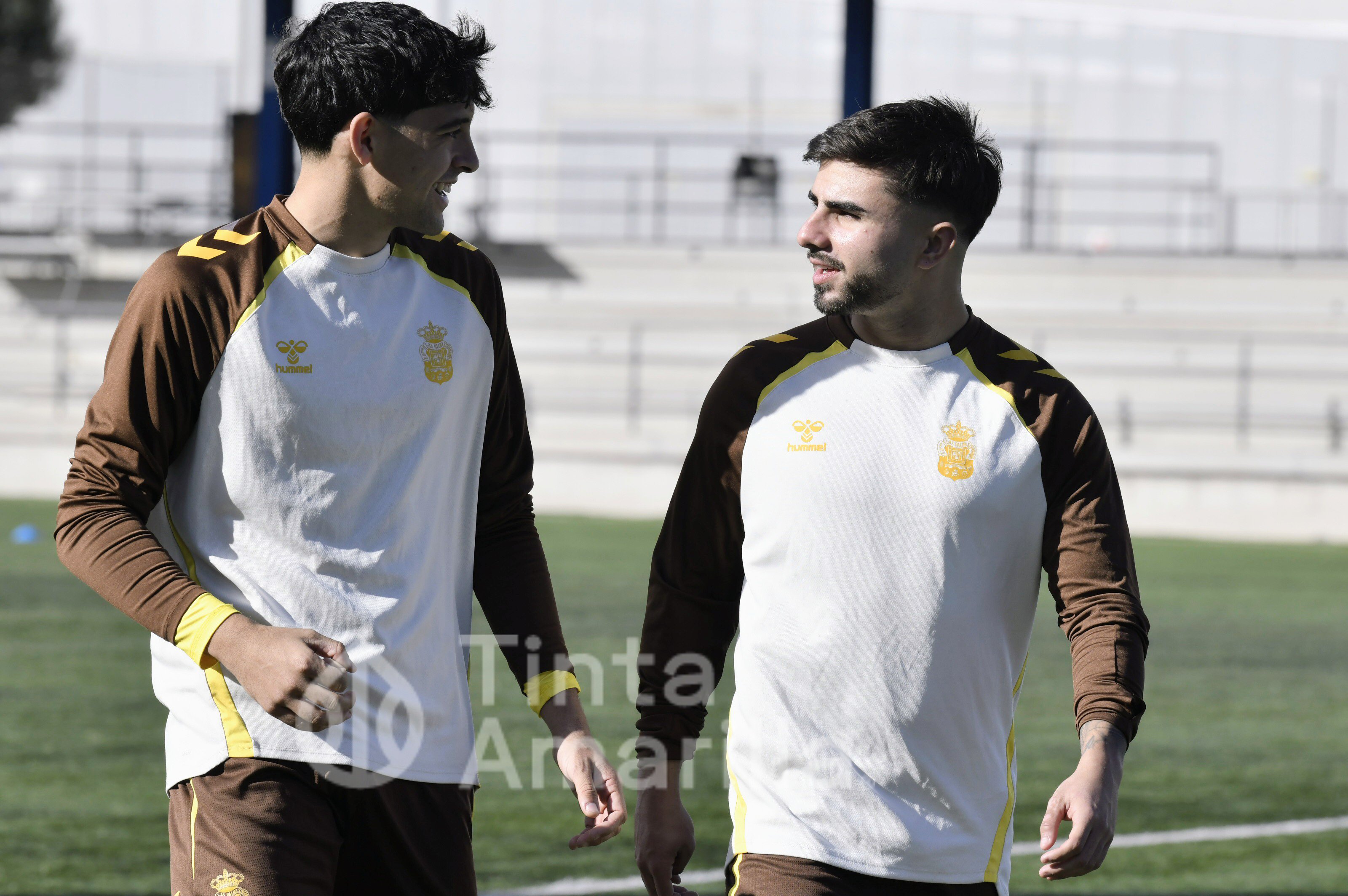 Fotos: Cacho prepara con Las Palmas Atlético el derbi de filiales