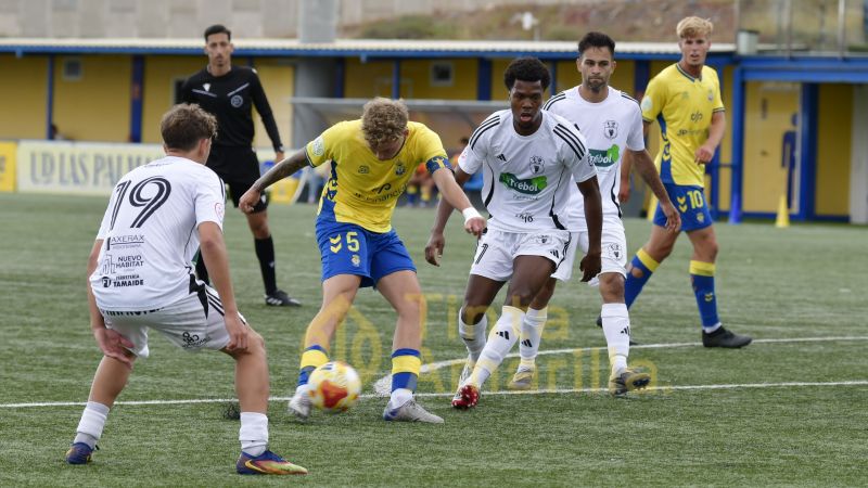 Fotos: Las Palmas C despide la Liga con una derrota en el Anexo