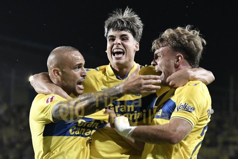 El dato que señala a Elías: 2 asistencias en 39 minutos jugados