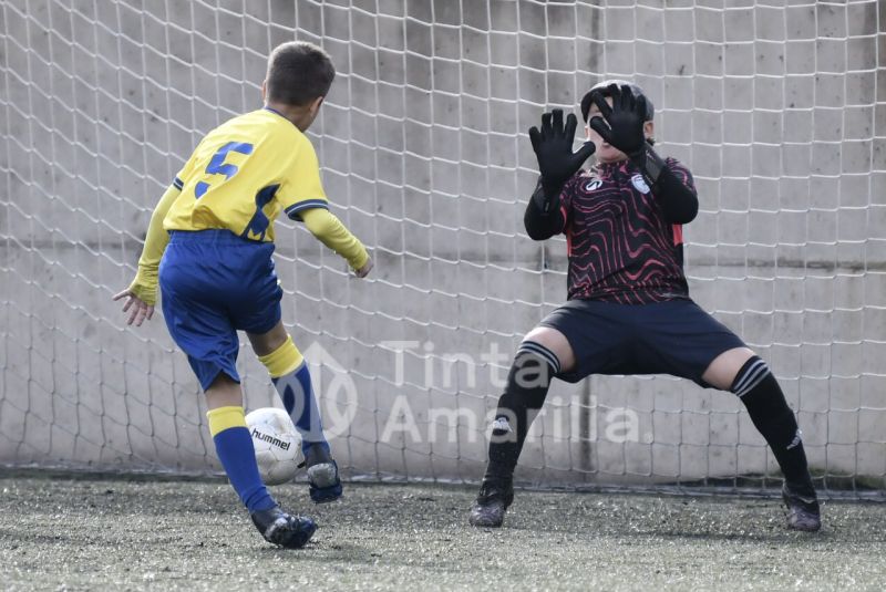 Fotos: El Alevín A de la UD comenzó la segunda fase de su Liga