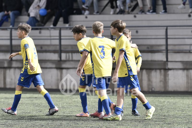 Fotos: El Alevín A de la UD comenzó la segunda fase de su Liga