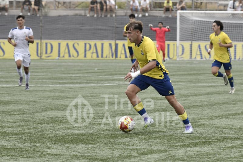 0-1: Mal estreno de Las Palmas Atlético y disgusto en el derbi de filiales