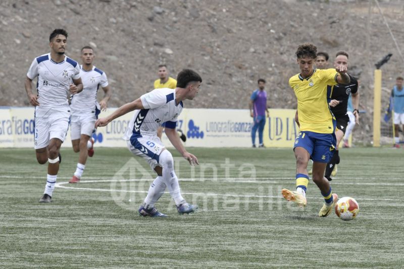 0-1: Mal estreno de Las Palmas Atlético y disgusto en el derbi de filiales