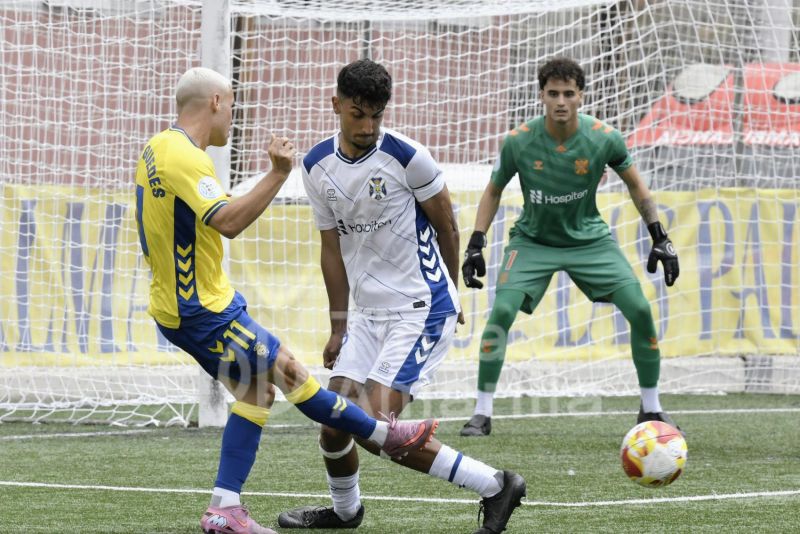 0-1: Mal estreno de Las Palmas Atlético y disgusto en el derbi de filiales