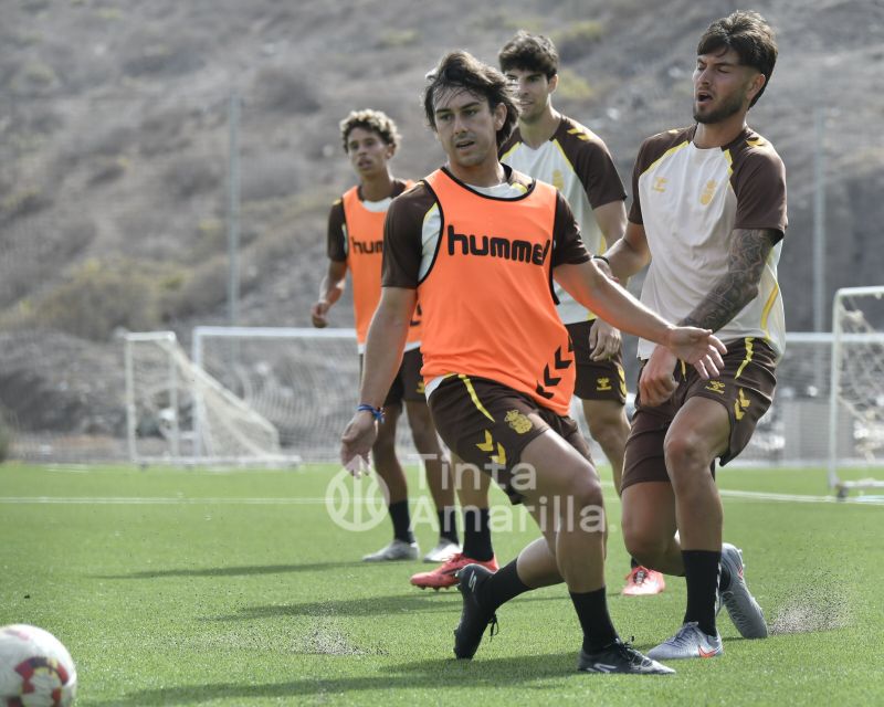 Fotos: Las Palmas Atlético, preparado para una doble cita en La Palma
