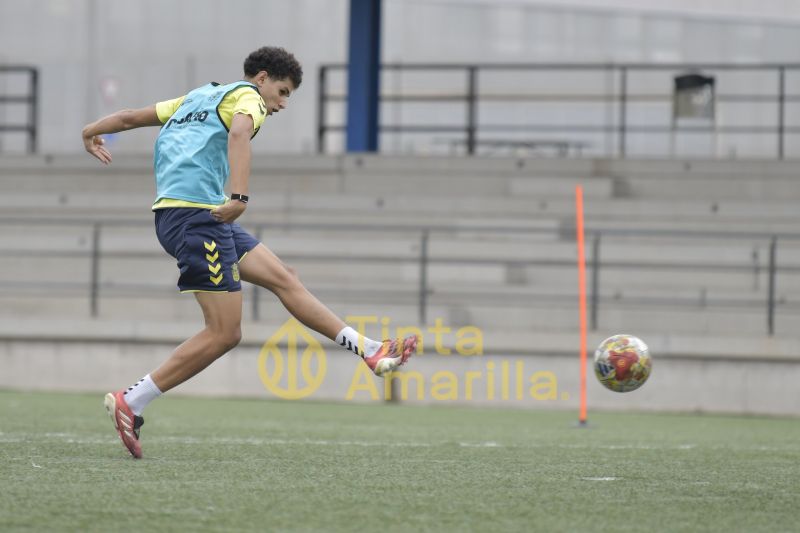 Fotos: Las Palmas C, preparado para visitar Los Olivos