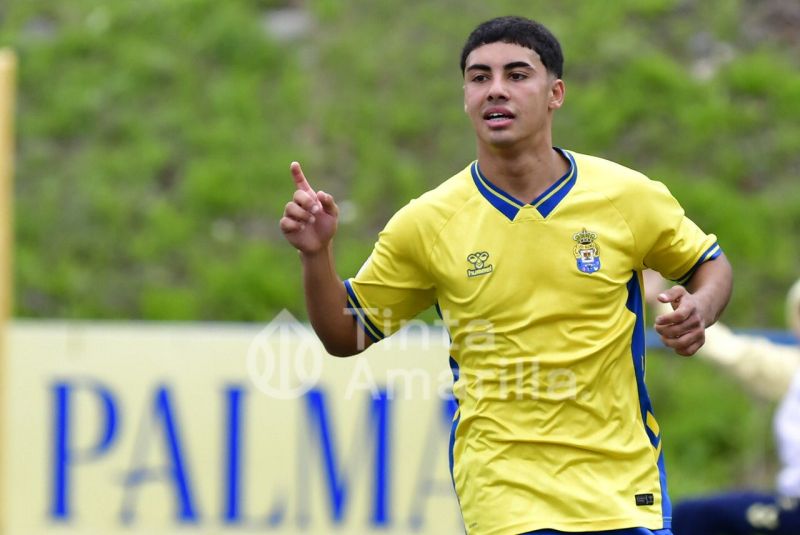2-0: Las Palmas se coloca en octavos de final con un gol de tacón y otro de vaselina 