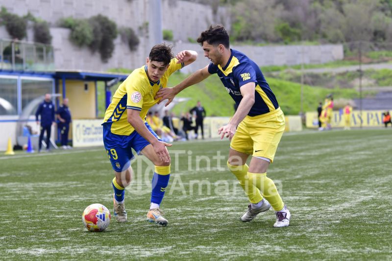 2-0: Las Palmas se coloca en octavos de final con un gol de tacón y otro de vaselina 