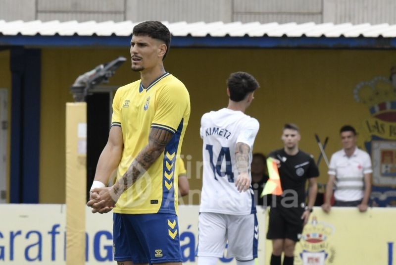 0-1: Mal estreno de Las Palmas Atlético y disgusto en el derbi de filiales